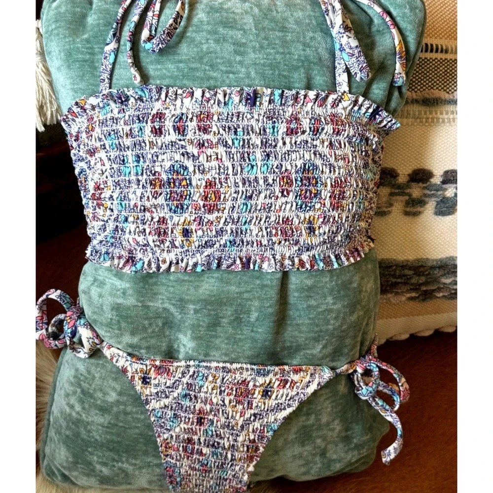 Xhilaration smocked bikini